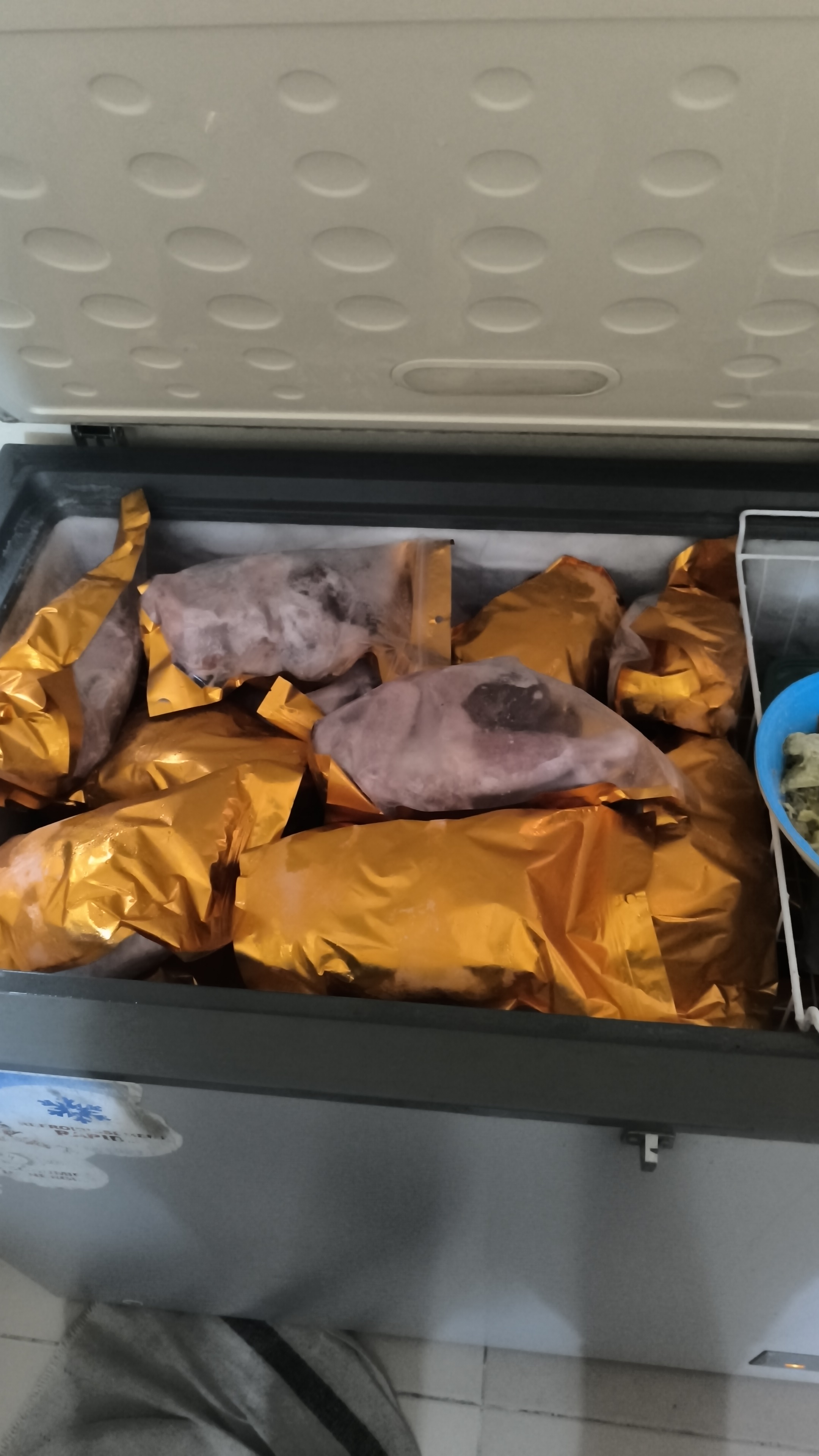 Poulet abbatu et emballé